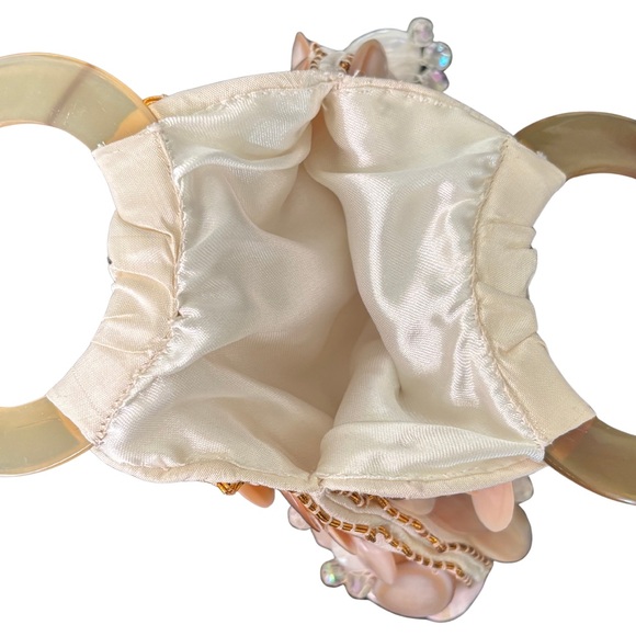 Chan Luu Iridescent Shell Wristlet - Picture 5 of 11